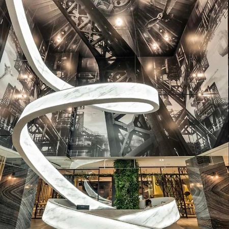 Ningcui Business Hotel Taichung Eksteriør bilde