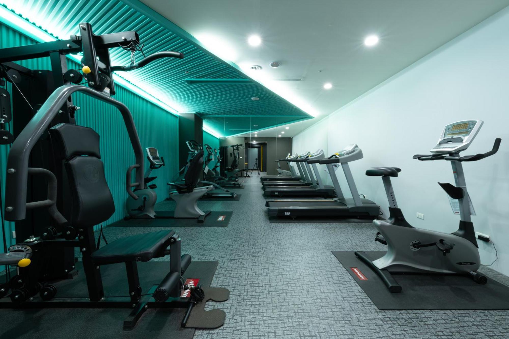 Ningcui Business Hotel Taichung Eksteriør bilde