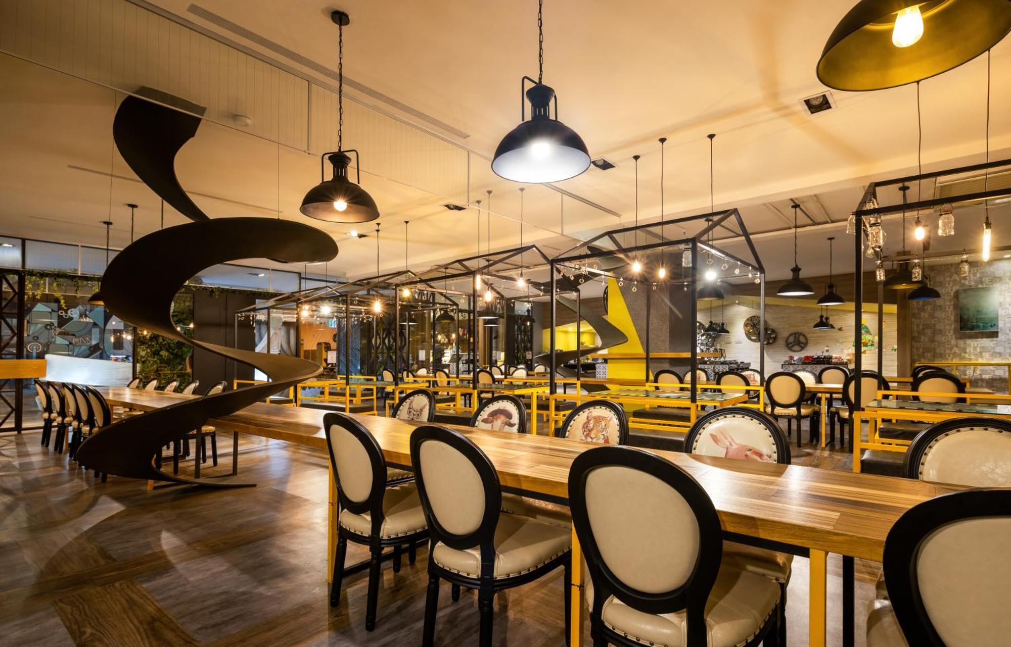 Ningcui Business Hotel Taichung Eksteriør bilde