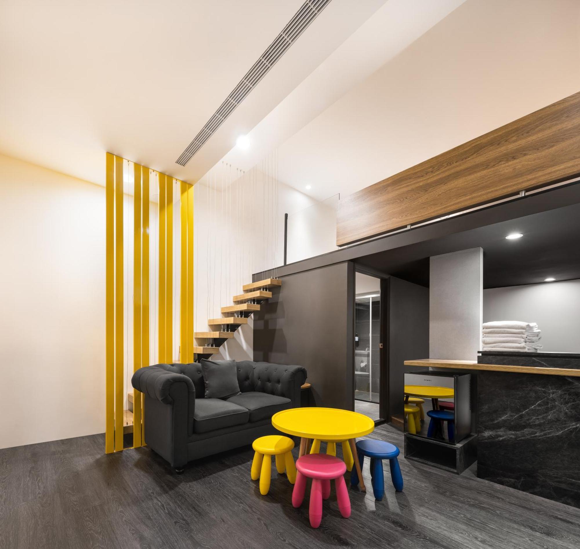 Ningcui Business Hotel Taichung Eksteriør bilde